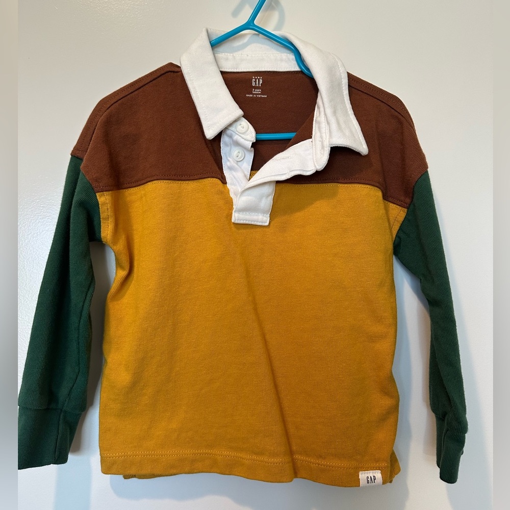Gap long sleeve shirt for 2T boy